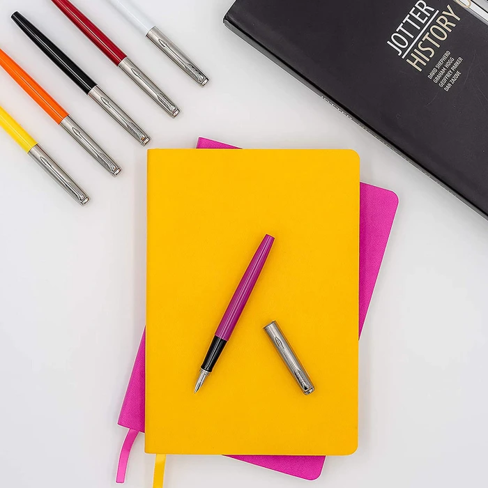 Parker Jotter Originals rot, rechte Hand, mittel