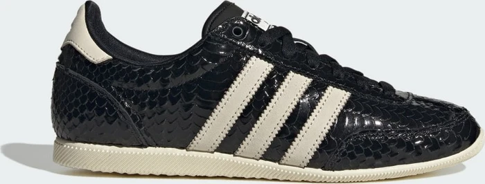 adidas Japan core black/off white