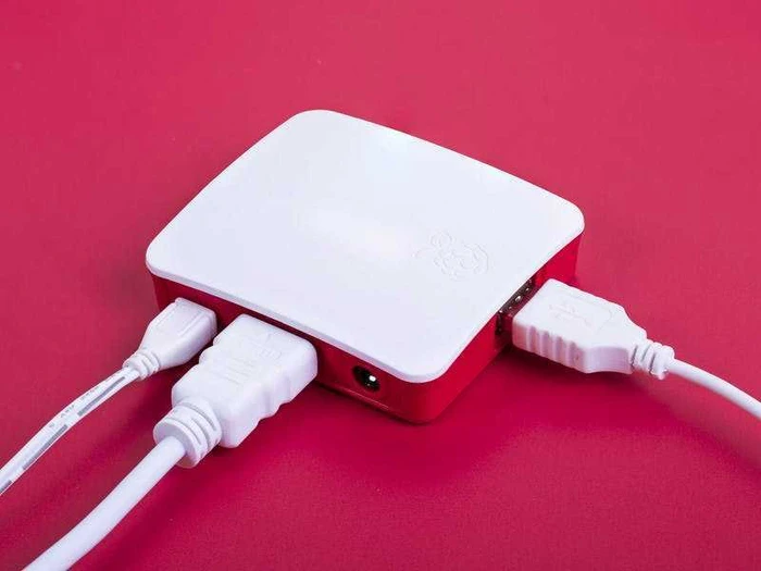 Raspberry Pi Raspberry Pi offizielles Gehäuse für Raspberry Pi 1 A+, weiß/rot