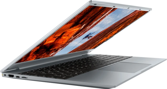Medion Akoya E15309, Ryzen 7 5700U, 16GB RAM, 1TB SSD, DE