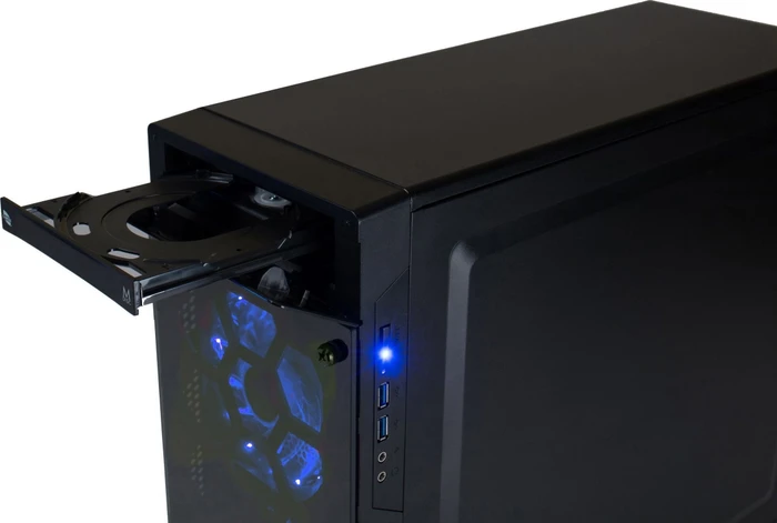 Hyrican Striker 5972, Blue, Core i7-8700, 16GB RAM, 288GB SSD, 2TB HDD, GeForce GTX 1070
