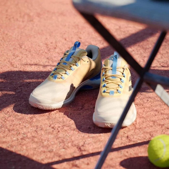 adidas Avacourt 2 Clay semi spark/core black/blue burst (Damen)