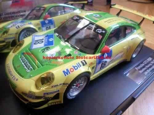 Carrera Digital 124 Porsche GT3 RSR Manthey Racing No.18 24h Nürburgring 2011