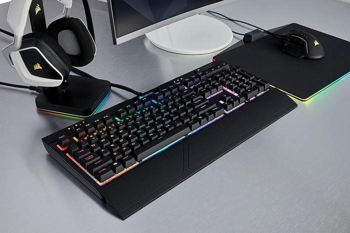 Corsair Strafe RGB MK.2, MX RGB RED, USB, EU