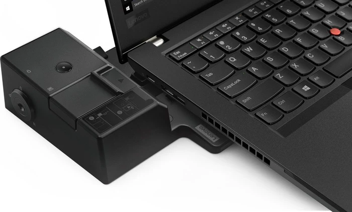 Lenovo ThinkPad A485, Ryzen 5 PRO 2500U, 8GB RAM, 256GB SSD, DE
