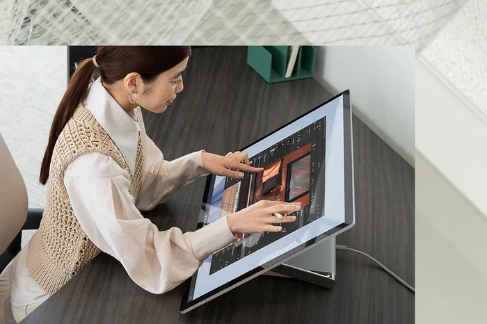 Microsoft Surface Studio 2+, Core i7-11370H, 32GB RAM, 1TB SSD, GeForce RTX 3060, UK