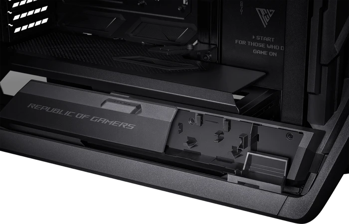 ASUS ROG Hyperion GR701 BTF Edition, Glasfenster