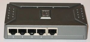 LevelOne FSW Desktop Switch, 5x RJ-45