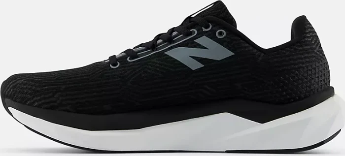 New Balance FuelCell Propel v5 black/white/steel (Herren)