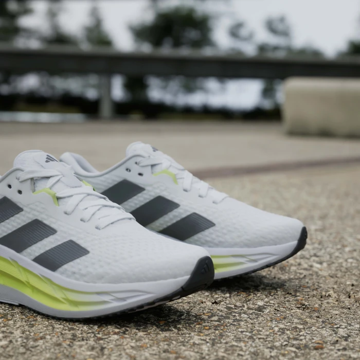 adidas Adistar 3 cloud white/core black/pulse lime (Damen)