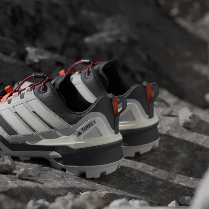 adidas Terrex Skychaser GTX core black/off white/grey one (Damen)