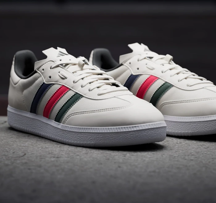 adidas The Cycling Velosamba Nature chalk white/lucid red/dark blue