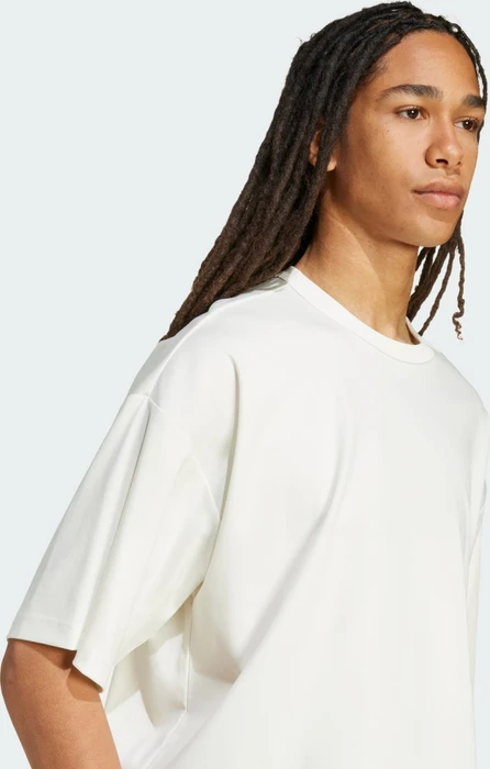 adidas Soft Lux T-Shirt kurzarm off white (Herren) (KB8095) – Bild 6