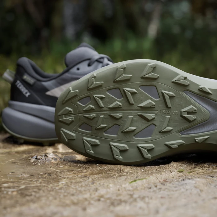 adidas Terrex Tracefinder Plus Gore-Tex grey five/grey one/core black (Herren)