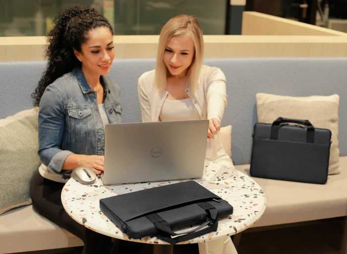 Dell EcoLoop Pro Schutzhülle 16", schwarz