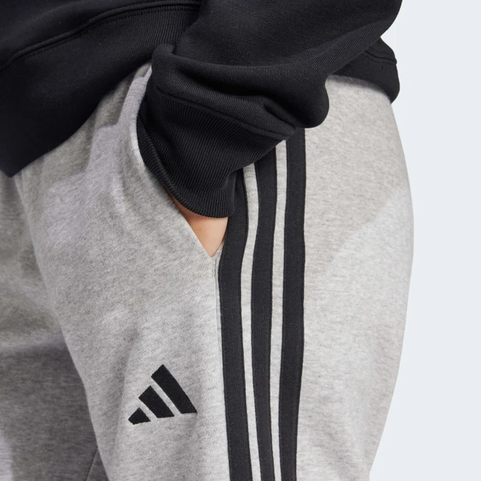 adidas Essentials 3-Streifen French Terry Cuffed Trainingshose lang medium grey heather/black (Damen)