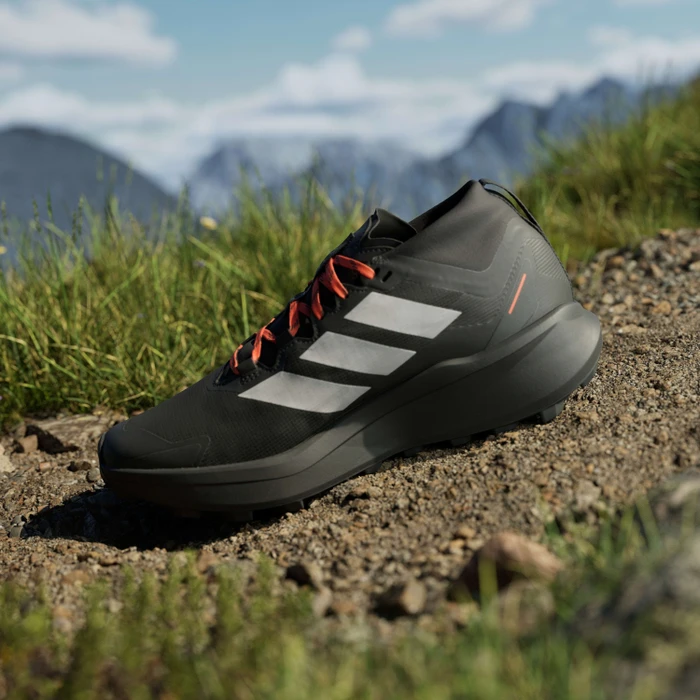 adidas Terrex Agravic GTX core black/grey two/semi impact orange (Herren)