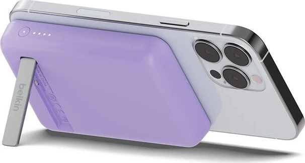 Belkin BoostCharge Magnetic Wireless Power Bank 5K + Stand violett