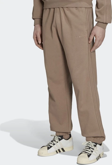 adidas Reveal Essentials Trainingshose lang chalky brown (Herren)