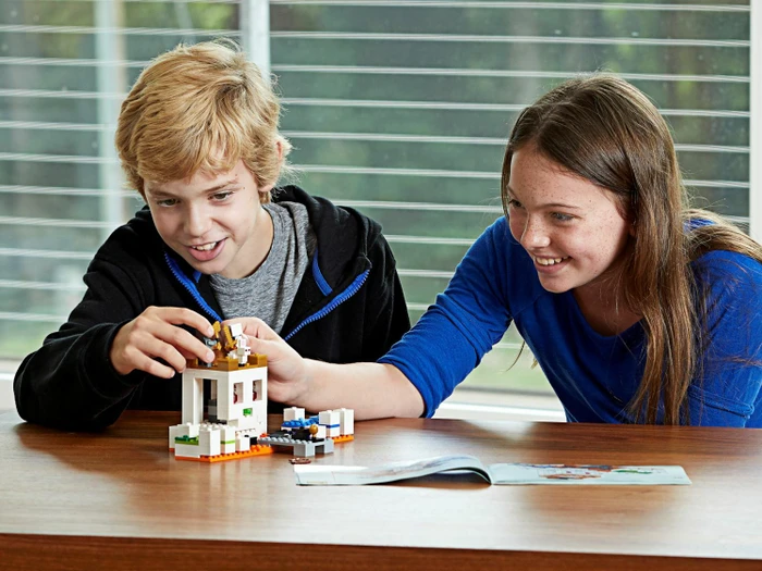 LEGO Minecraft - Die Totenkopfarena
