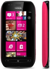 Nokia Lumia 710 schwarz/rot