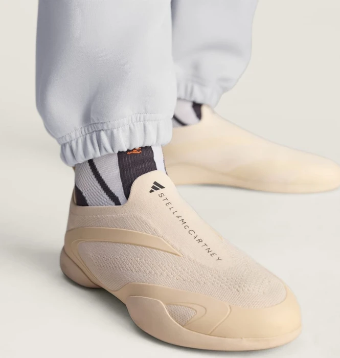 adidas by Stella McCartney Taekwondo almond milk-smc/core black (Damen)