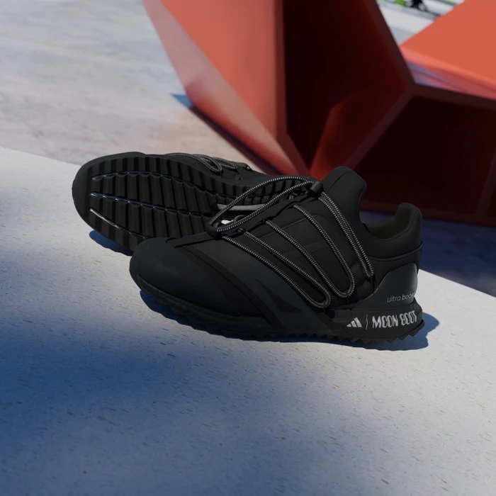 adidas x Moon Boot Ultraboost 1.0 core black/black reflective/semi lucid red