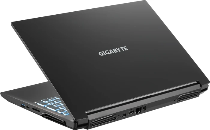 GIGABYTE G5, Core i5-11400H, 16GB RAM, 512GB SSD, GeForce RTX 3050 Ti, DE