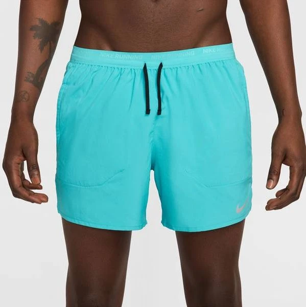 Nike Dri-FIT Stride Laufhose kurz dusty cactus/black (Herren)