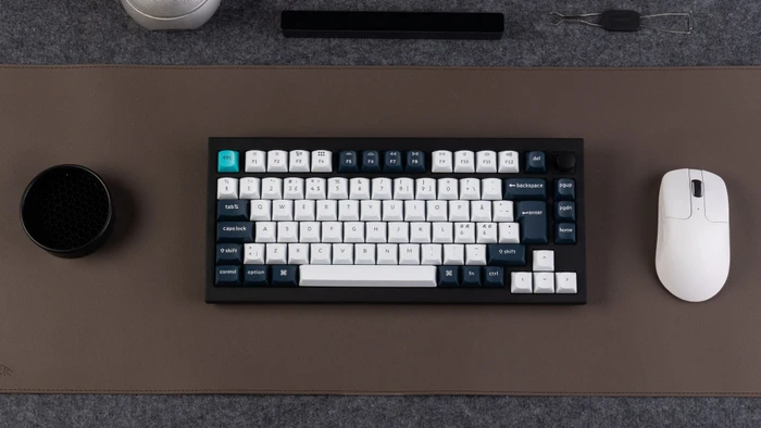 Keychron Q1 Max, Carbon Black, 75%, PBT, LEDs RGB, Gateron Jupiter BROWN, USB/Bluetooth, DE