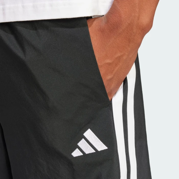 adidas Essentials 3-Streifen Chelsea Trainingshose kurz schwarz/weiß (Herren)