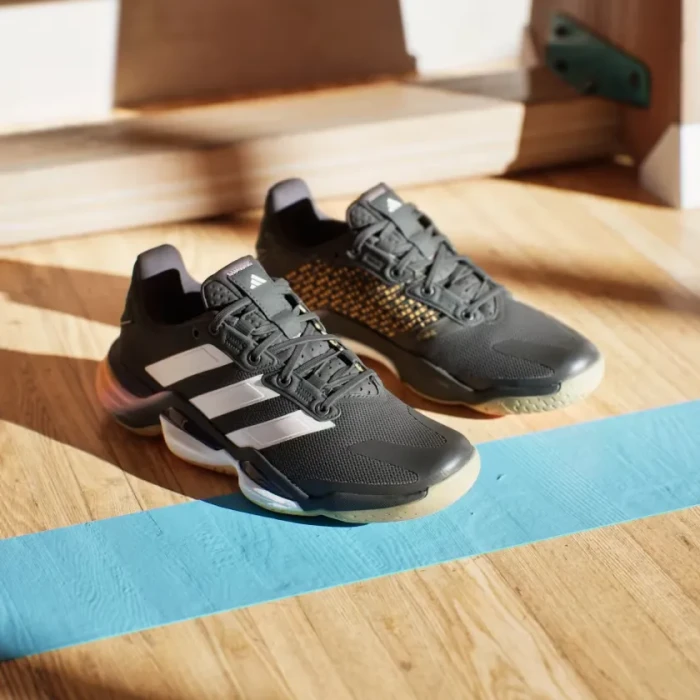 adidas Stabil 16 Indoor core black/zero metalic/aurora black (Damen)