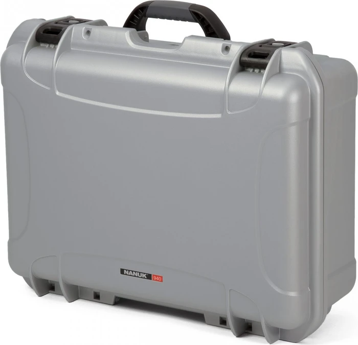 Nanuk 940 Schutzkoffer mit Trennwand silber