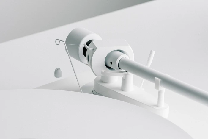 Pro-Ject Debut PRO White Edition