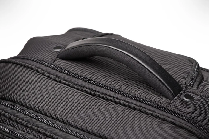 Kensington Contour 2.0 Pro Overnight 17" Laptop Trolley schwarz