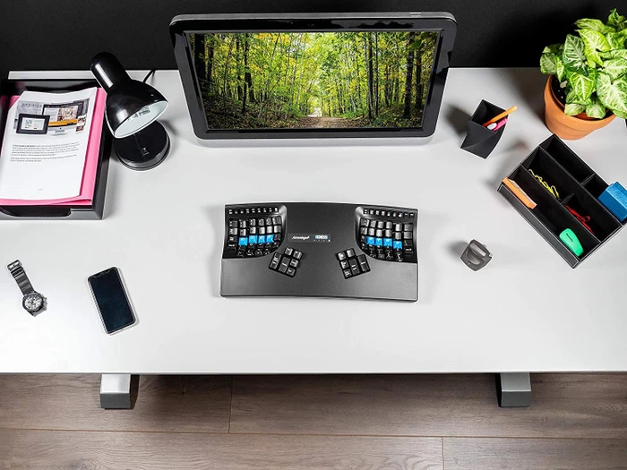 Kinesis Advantage2 Quiet LF Contoured Ergonomic Keyboard, schwarz, MX SILENT RED, USB, US