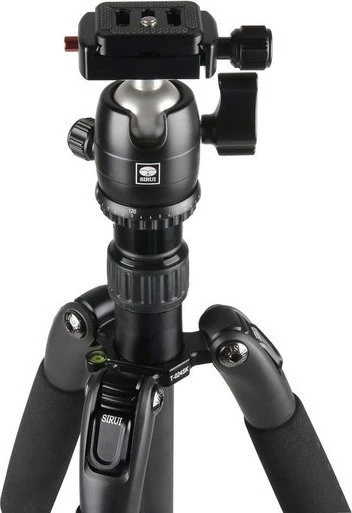 Sirui T-024SK mit B-00K