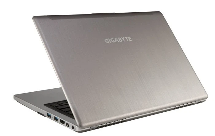 GIGABYTE U2442N, Core i5-3210M, 8GB RAM, 128GB SSD, 750GB HDD, GeForce GT 640M, DE