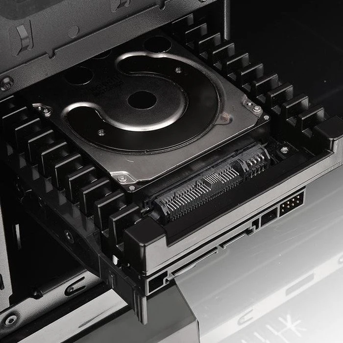 Thermaltake Versa C22 RGB, schwarz, Acrylfenster