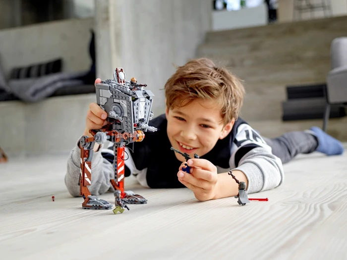 LEGO Star Wars Episode IX - AT-ST-Räuber