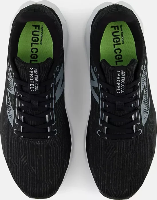 New Balance FuelCell Propel v5 black/white/steel (Herren)