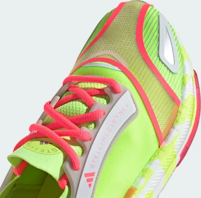 adidas Ultraboost Light signal green/hazy orange/turbo (Damen)