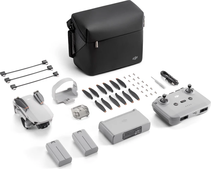 DJI Mini 2 SE Fly More Combo