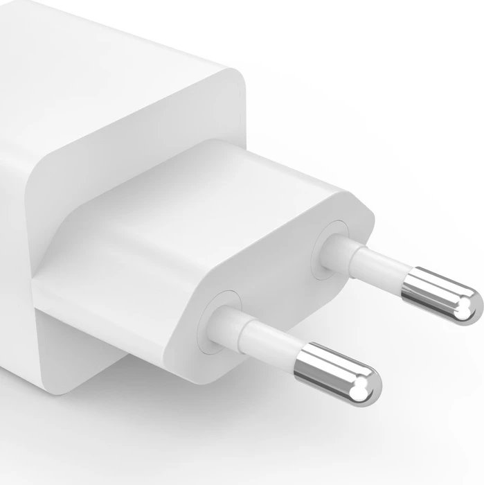 Hama GaN Schnellladegerät, USB-C/USB-A, 1x USB-C + 2x USB-A, 45W, weiß