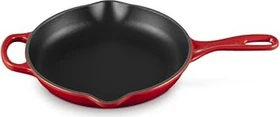 Le Creuset Signature Gusseisen Brat-/Servierpfanne rund 23cm kirschrot