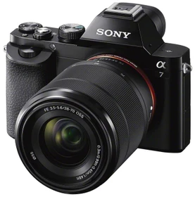 Sony Alpha 7 mit Objektiv FE 28-70mm 3.5-5.6 OSS