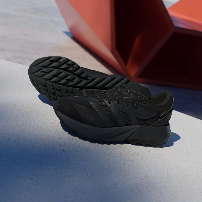 adidas Lightblaze ATR core black/grey six (Damen)