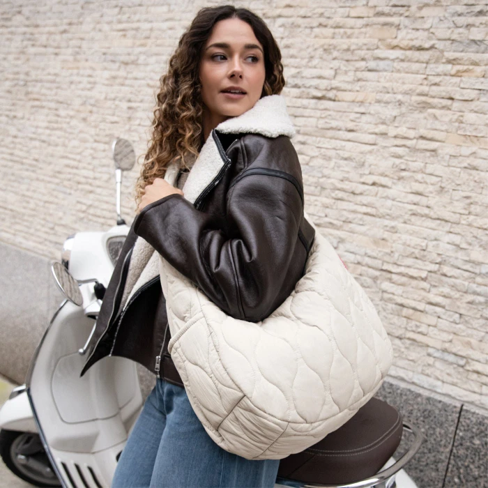 Reisenthel moonbag Umhängetasche puffer stone