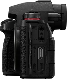 Panasonic Lumix DC-S5II mit Objektiv Lumix S 18-40mm 4.5-6.3
