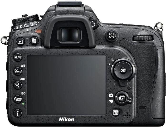 Nikon D7100 mit Objektiv Fremdhersteller